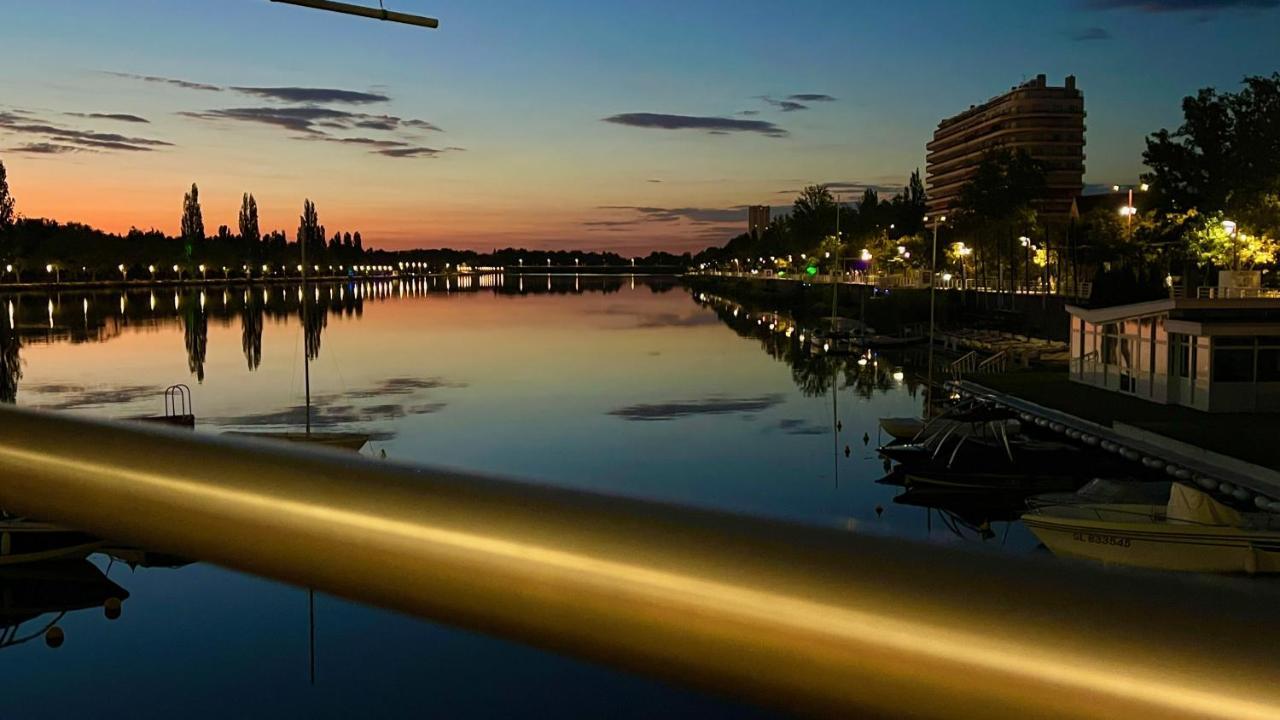 Le Vichy Centre, Spacieux Et Cosy T2 Avec Vue, Au Calme Ngoại thất bức ảnh